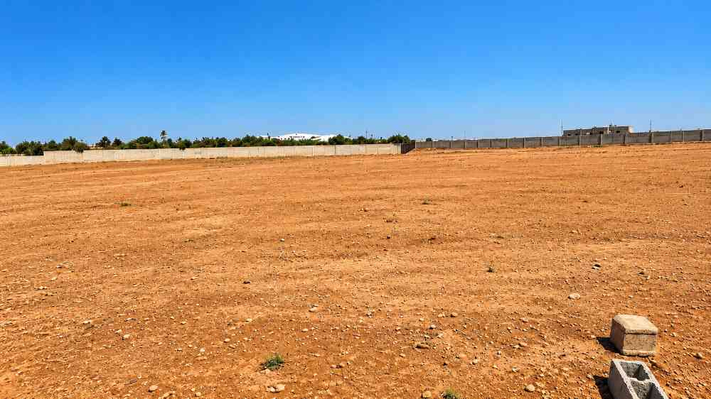 قطعة أرض للبيع | 7500 متر² | الطلحية – شارع الغاز